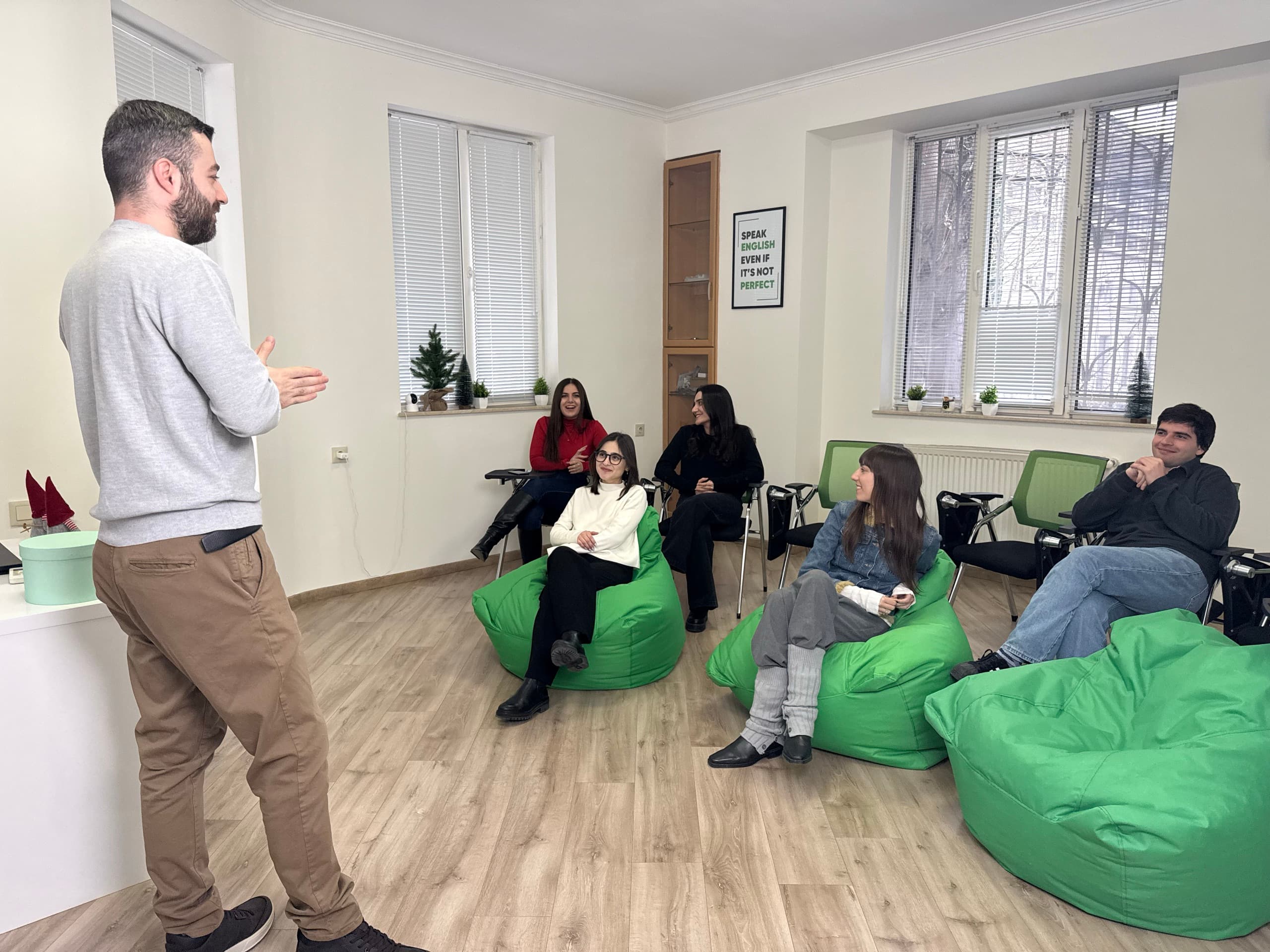 Studio Lingo — ინგლისურის გაკვეთილი თბილისში